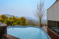 Yongshun Jifeng Resort Hotel