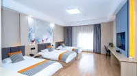 pinhu  Yijia Hotel