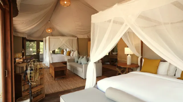 เซเรนิตี้ วิลล่าเต็นท์สองห้องนอน