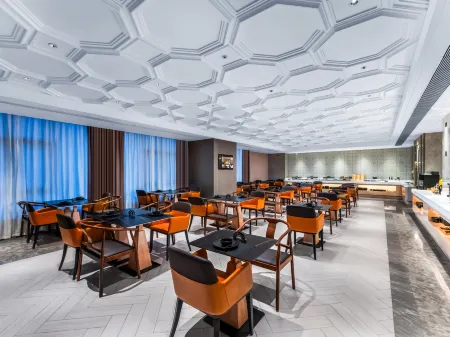 Vienna International Hotel (Haiyan Baibu Avenue Branch)