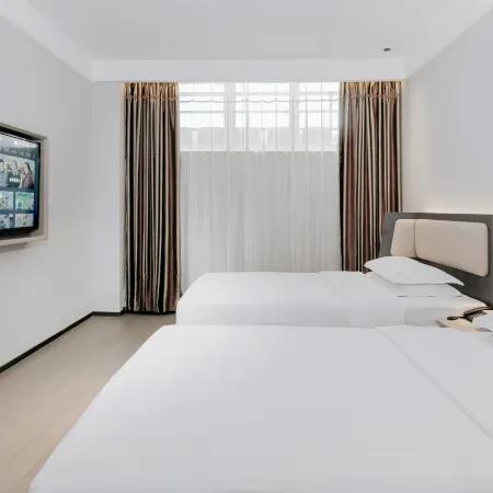 Elipin Hotel (Luoyang Longmen High-speed Railway Station Sports Center)