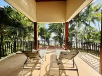 Amatapura Beachfront Villa 15