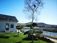 Bantang Residence - Mountain view