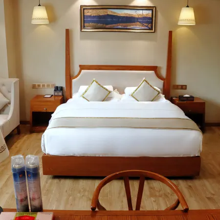 Yajiang County Yudu Hotel
