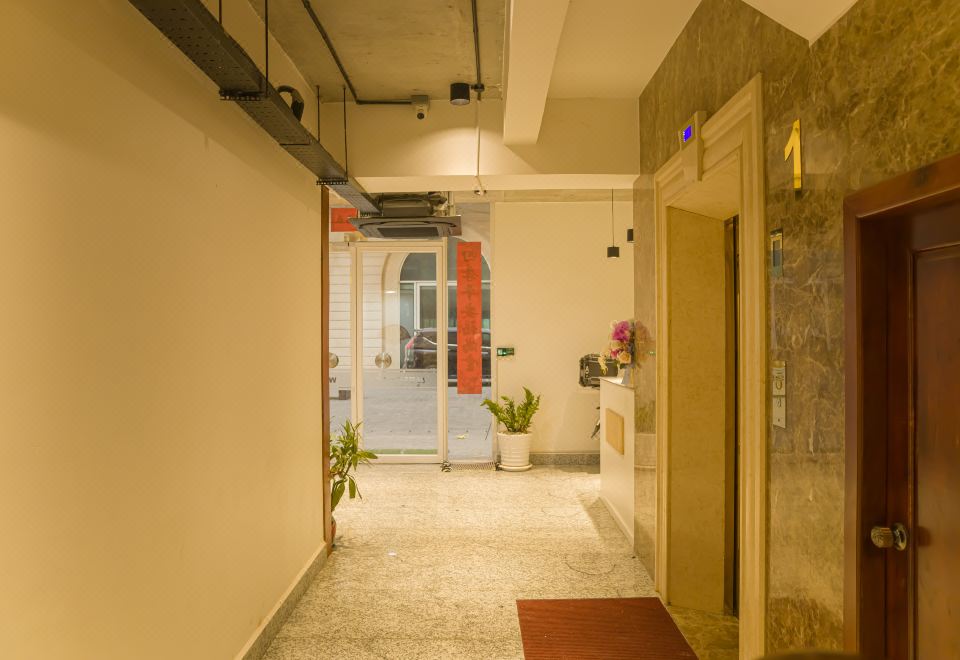 1. 트라이 레지던스..