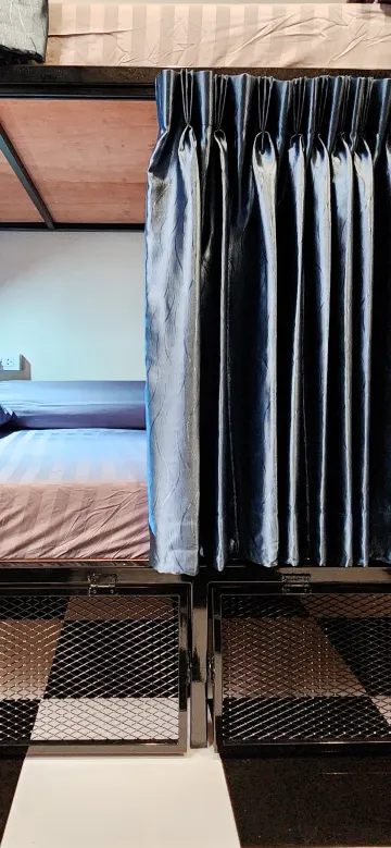 Bed In 1 Person In 8-Bed Dormitory - Male Only