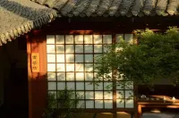 Floral Lux Hotel · fan Dust Home New Song Dynasty Luxury and Hidden Designer Guesthouse