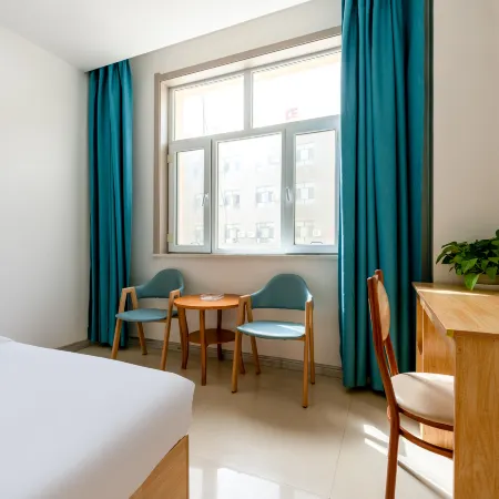 Ruoqi Jun'an Express Hotel