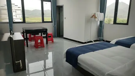 Ge Xianshan happily slept in the farmer's house