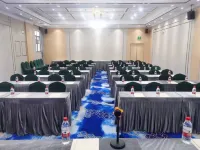 Vienna Hotel (Ruyuan Yao Culture Square)