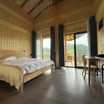 Yishan Flower Language Homestay