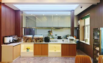 Jinchang Muqi Shangpin Hotel