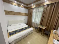 Rongyu Homestay