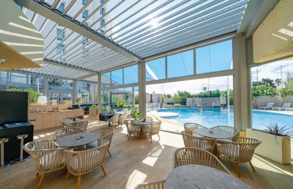 尼斯機場麗笙酒店