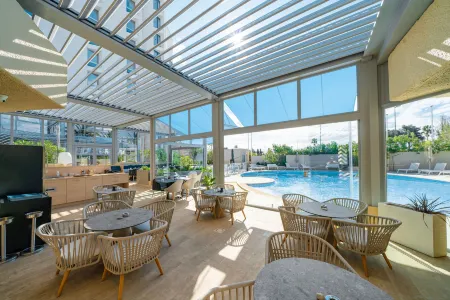 Radisson Hotel Nice Airport