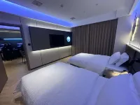Enshi Railway Station Ark E-sports Hotel