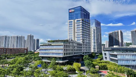 QINGZHU Отели рядом с достопримечательностью «Beijing Normal University-Hong Kong Baptist University United International College»