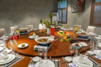 Xianhe Lake · Heming Mountain Residence Homestay (Heshengqiao East Station Branch)