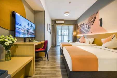 Imin  Holiday Hotel