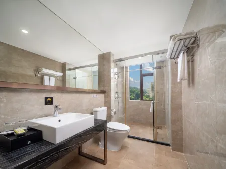 Zhaoqing Kaijing Hotel（Gaoyao District Government Polytechnic Institute Store）