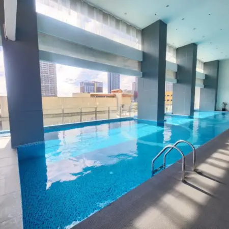 UHome Lacson Отели рядом с достопримечательностью «Китайский город»