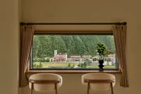 Manorial Hot Spring Resort