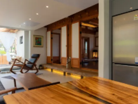 朝鮮皇家住宅酒店 漣川郡酒店