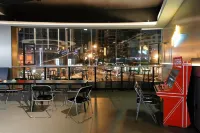 Jingpiao Ten Year Youth Hostel - Hostels