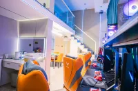 Xingchen Wanxiang E-Sports Hotel (Linyi China Resources Center Wanxianghui)