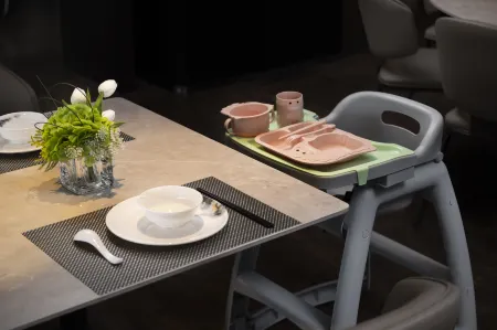 Lucy&Anbar  Hotel Отели рядом с достопримечательностью «Jiaolonggang Zhanshi Center»