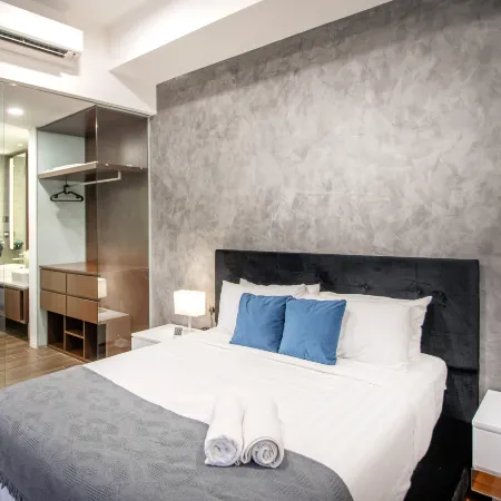 NOVO Suites by Cobnb Отели рядом с достопримечательностью «Ампанг»