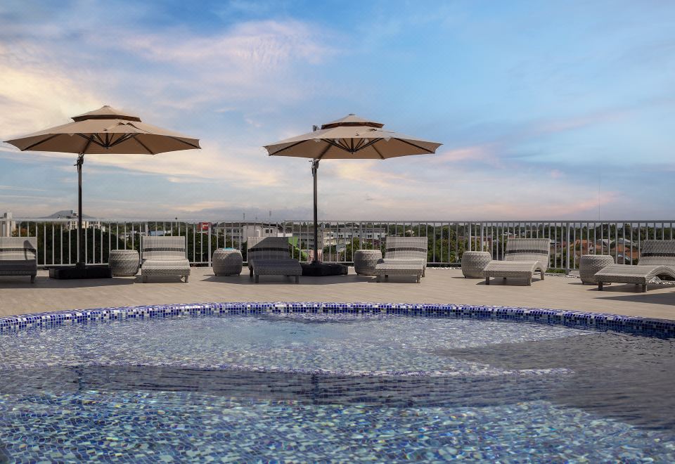 4. 호텔 셀레네 치..