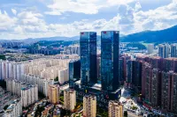 Baiyue Meiju Hotel Hotels in Hexieshiji/Yueyatang Park