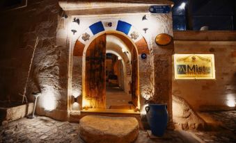 Misty Cave Hotel