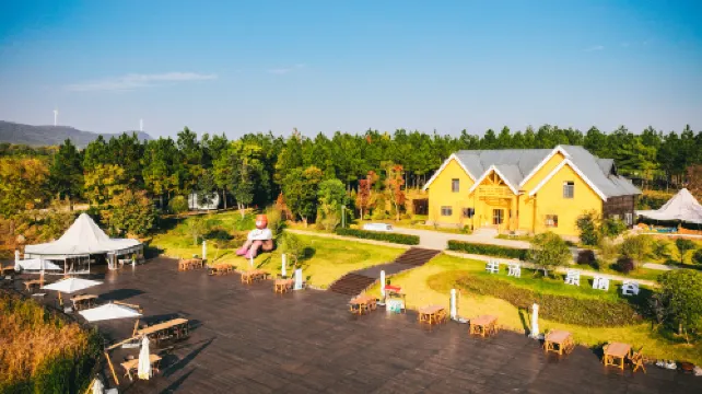 Bantang · Quanxi Valley Camping Hotel Park