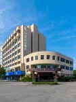 ‌The ELong Anyun Hotel Taizhou Jiaojiang Jiazhi Old Street Baolongcheng Branch‌ Hotel in zona Jiaojiang Gymnasium