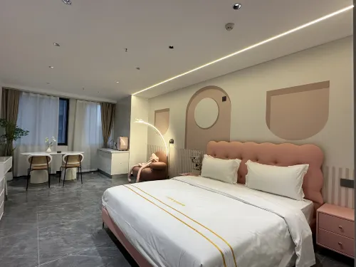 Xiaobo Dad's Homestay (Feicui Road)