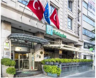Holiday Inn Istanbul - Sisli Hotel in zona Abidin Gun Ilkogretim Okulu