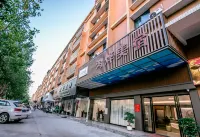 jieyang hongye meisu Hotels near Double Stream Moon