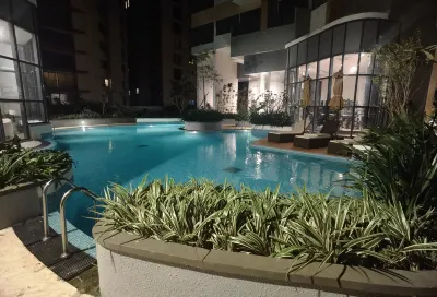 Trizen J＆J future apartments Hotel dekat Aquinas University College Engineering Faculty