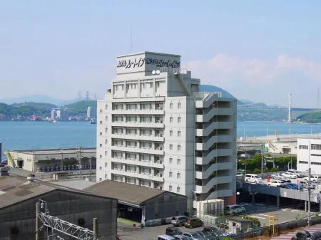 Hotel Route-Inn Mojiko Отели рядом с достопримечательностью «Kyu Moji Zeikan»