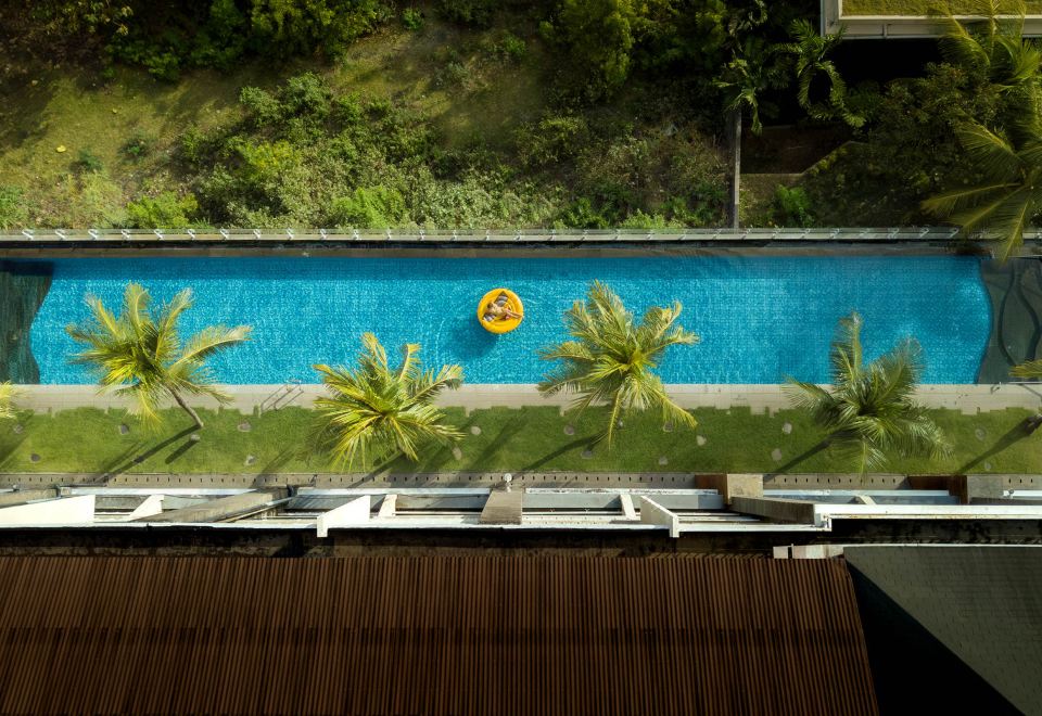 [포 포인츠 바이 쉐라톤 발리 웅가산의 레스토랑]