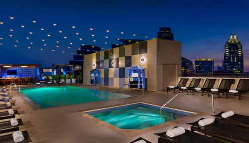 Hilton Austin Hotels in Austin