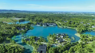 Zi Yun Xuan Qing Resort & Spa Hotels in Oriental Saltlake Resort