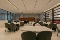 Lijiang Yueshang Snow View Hotel XUE SHAN INN (Old Town Dashuiche Store)