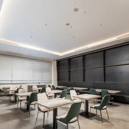 Guangzhou Qianzhou Hotel Отели рядом с достопримечательностью «Байюнь»