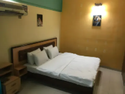 Dijlat Al-Khair Hotels in 