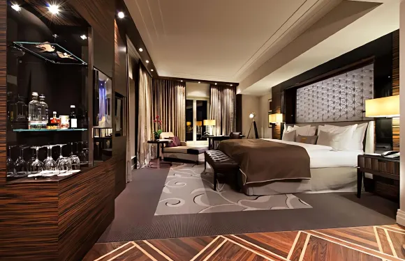 法蘭克福宮廷施柏閣大觀酒店