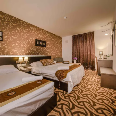52 The Grace Hotel