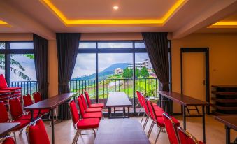 Elge Hotel and Villa Sarangan